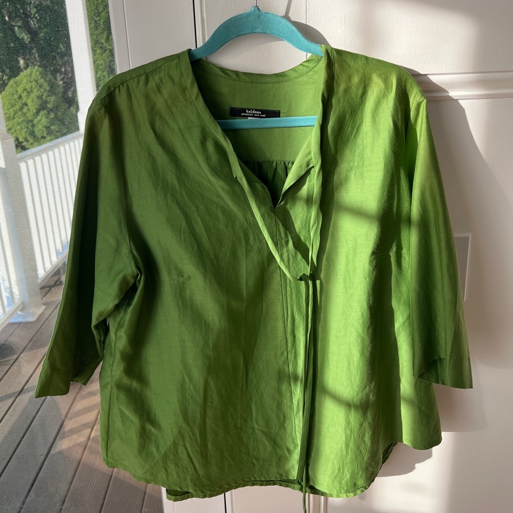 Rare Haldora Rhinebeck NY green top, Size XL